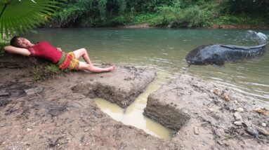 Survival Skills - Creative Fishing Digging Earth Holes On Large Fish Traps - Fish Traps for Survival